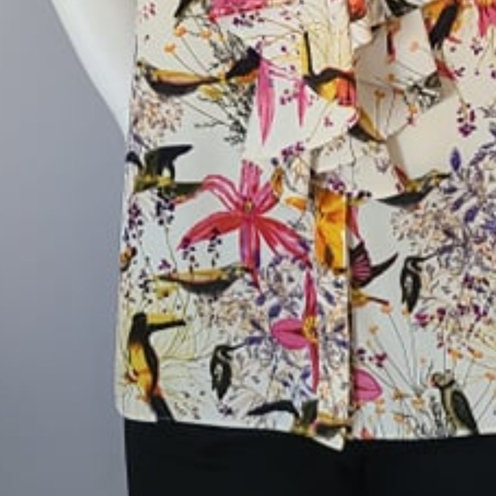 Banana Republic - Floral/Bird Print Flounce Sleeveless Blouse - Picture 6 of 9